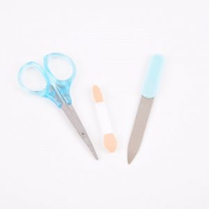 مبرد أظافر+ مقص