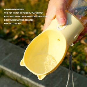 Dog Drinking Bottle, Easy Cleaning Leakproof Portable Pet Water Dispenser Key Operation for Cat for Walking (Yellow S)