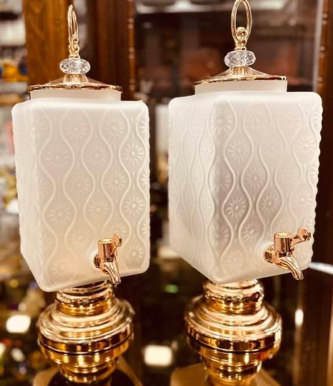 juice dispenser glass blue