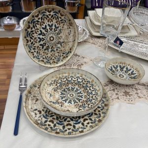 Toledo porcelain service set
