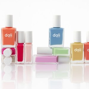 dali-nail-polish